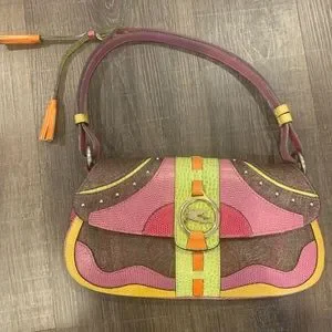 【ETRO】Pegasus Chevron Round Shoulder Bag Etro Shoulder Bag: Yellow Pegasus Detail
